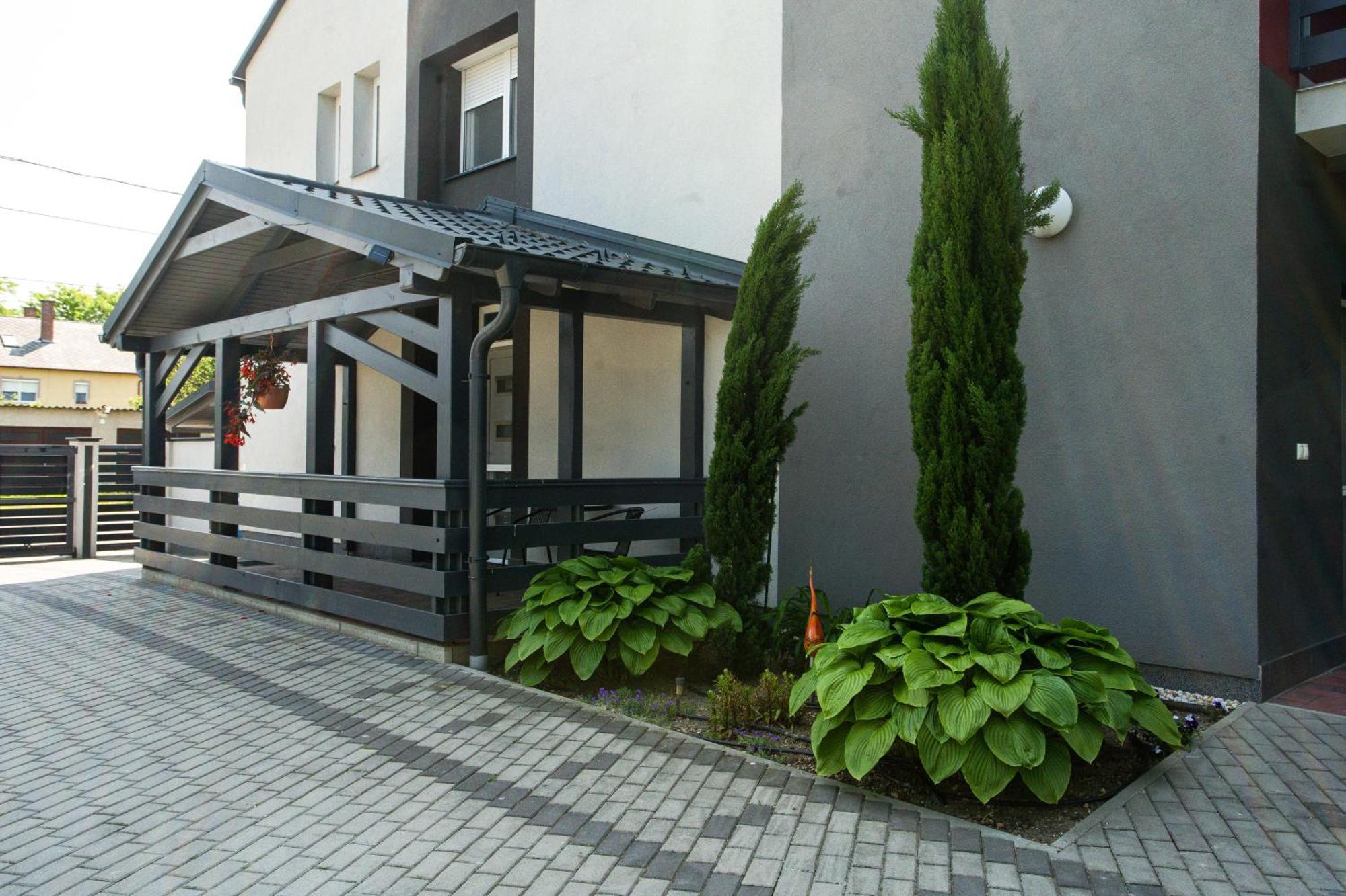 Magdi Vendeghaz A-B Apartment Celldomolk Bagian luar foto